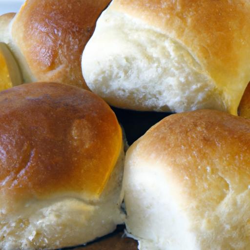 Fluffy Homemade Dinner Rolls: Soft, Warm, and Irresistible