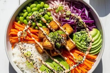 Deconstructed Sushi Bowl with Crispy Tofu: A Flavorful Twist