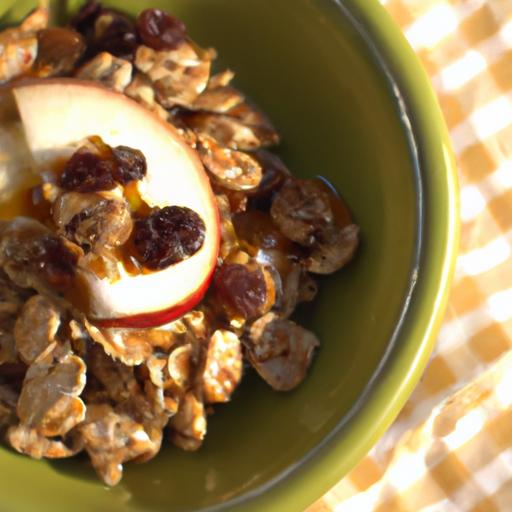 Crunch ⁢into Fall: Apple Crisp Granola ⁤Parfait Recipe Reveal