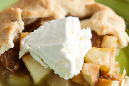 Timeless Apple Pie: Savory Cinnamon Crust Delight Unveiled