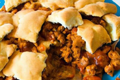 Hearty Sloppy Joe Casserole with Fluffy Biscuit Topping