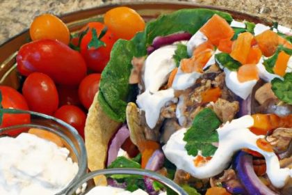 Creamy Layered Taco Dip: A Flavor-Packed Party Starter