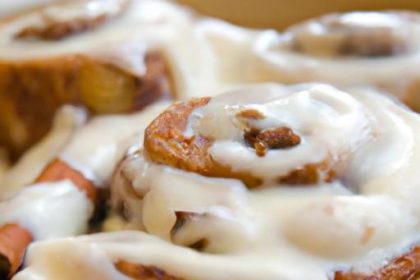 Decadent Cinnamon Roll Bread Pudding with Cream Cheese Drizzle