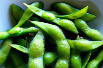Crunchy Edamame Pods with Sea Salt: A Nutritious Snack