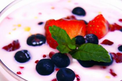 Energize Your Day: The Power of Greek Yogurt Berry Smoothies